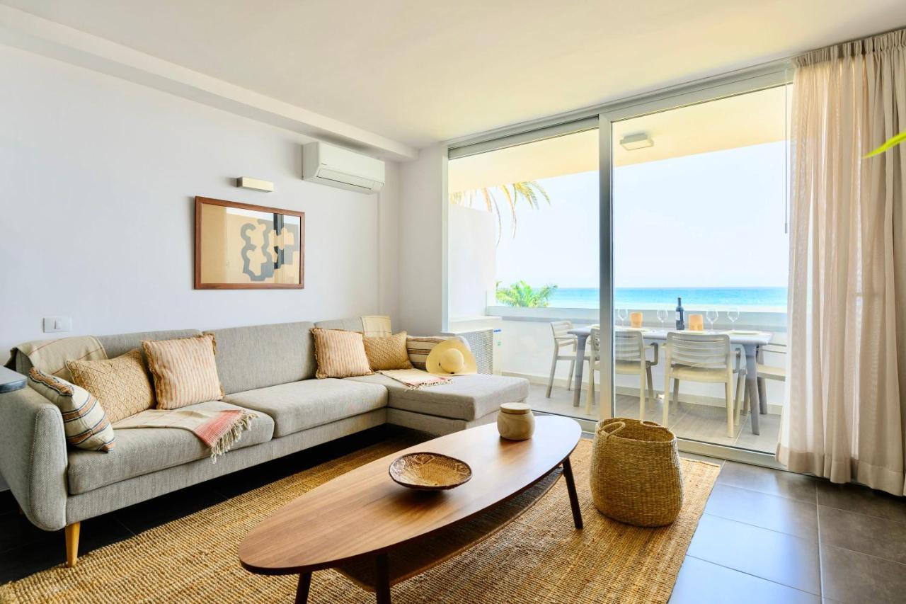 Charming 2 Bedroom Retreat With Beachfront Views San Bartolomé Esterno foto